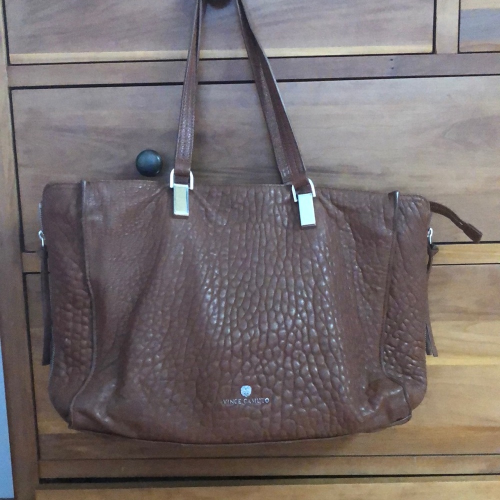 Vince Canuto large/XL leather shoulder/laptop bag